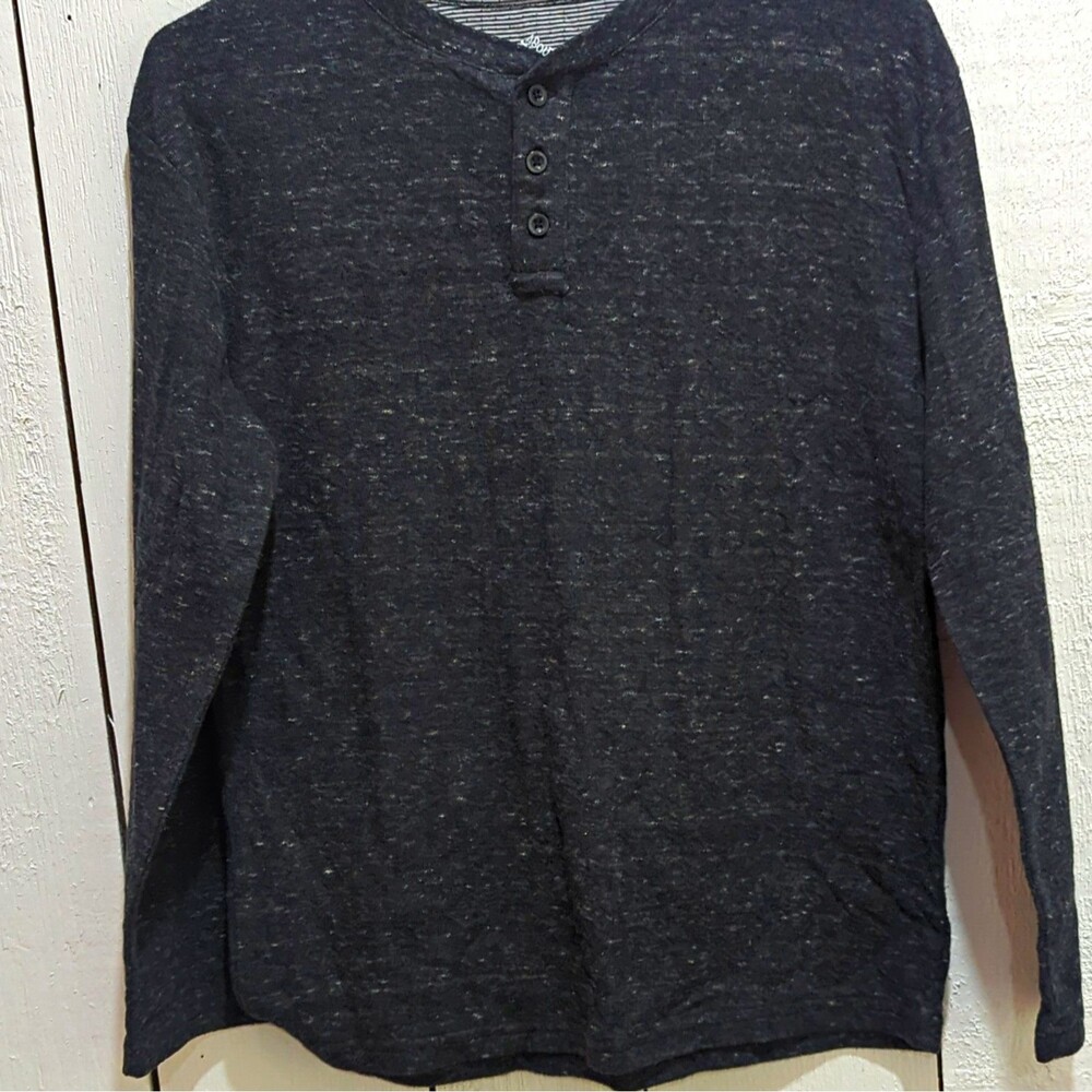 ThereAbouts Boy's Gray Long Sleeve Henley Button Solid Knit Polyester Shirt L
